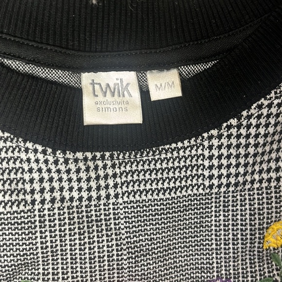 Embroidered plaid sweatshirt - Picture 3 of 4